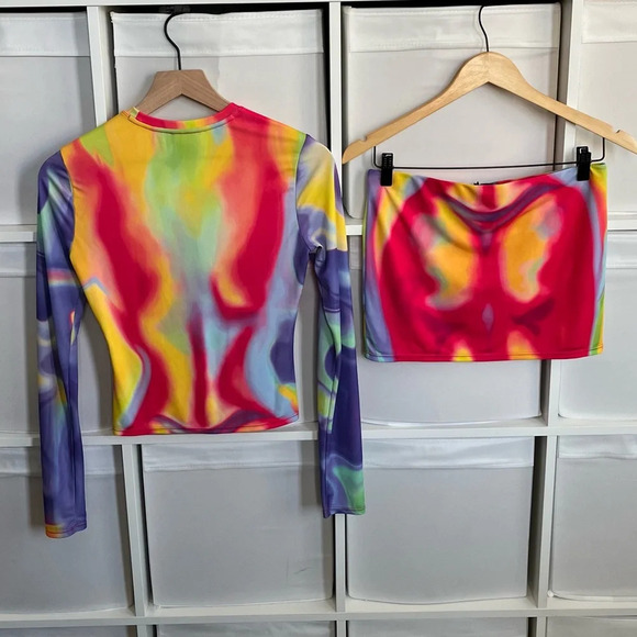 Revolve h:ours Rainbow Contour Long Sleeve Skirt Set - Picture 7 of 7